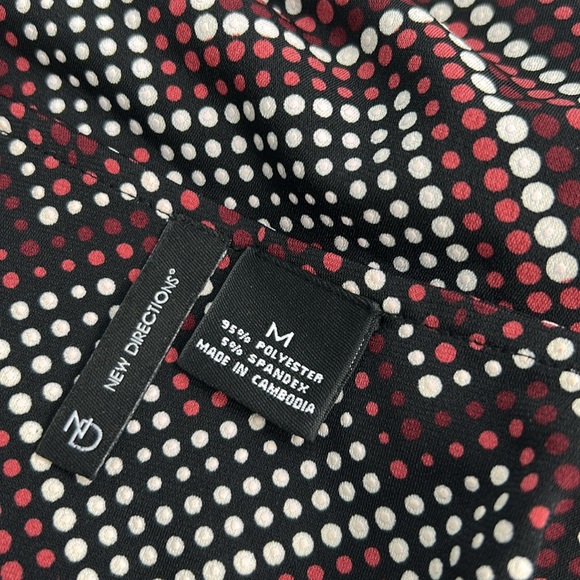 New Directions Multi Colored Chevron Blouse - Picture 6 of 7